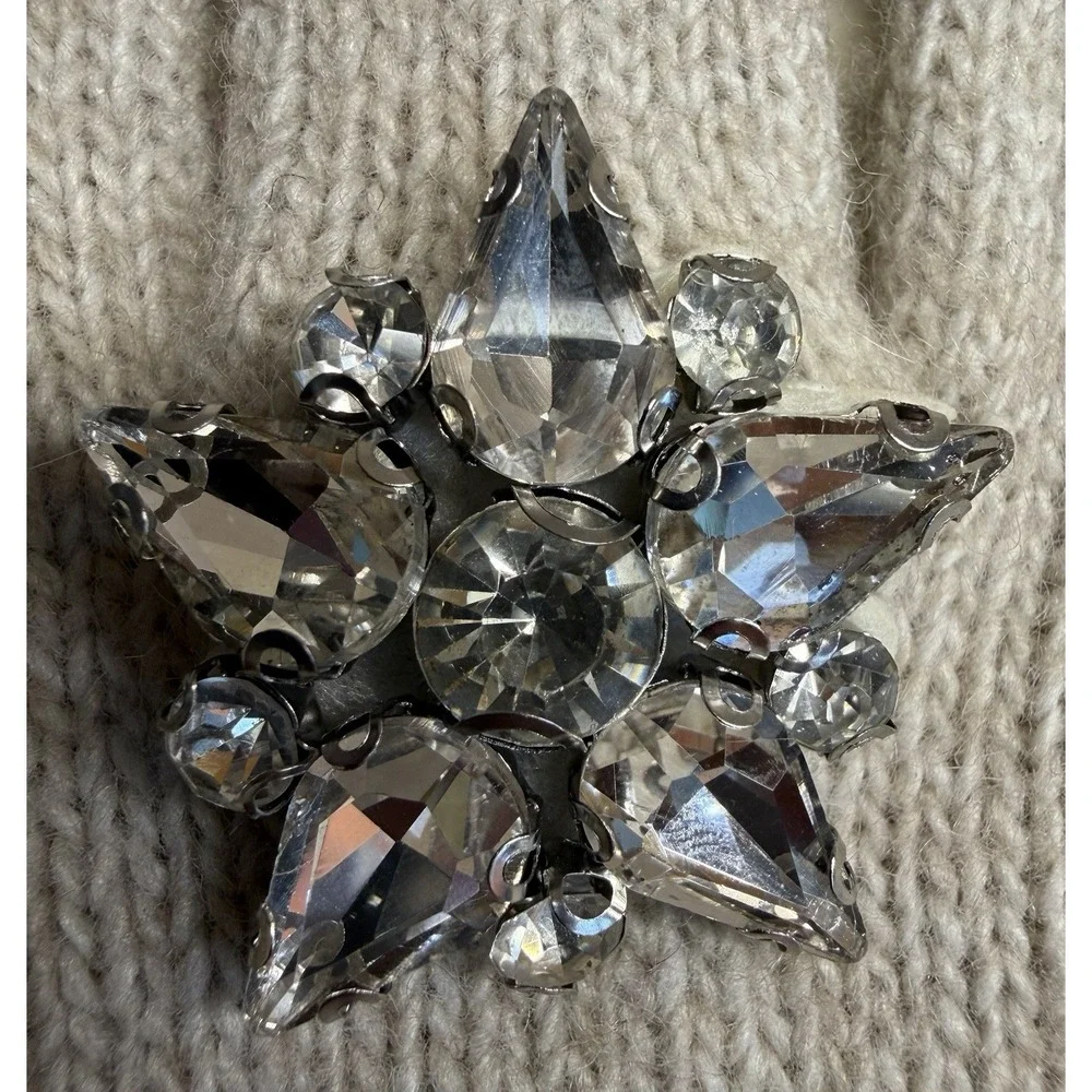 Stilestro Italy Cashmere Blend Knit Gloves Beige Crystal Rhinestone Accent
